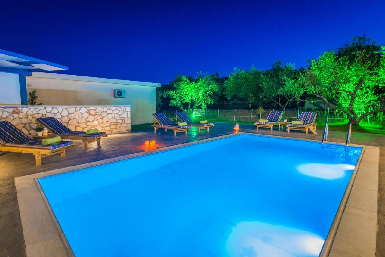 Natura Verde Villas Fiolitis Luaran gambar