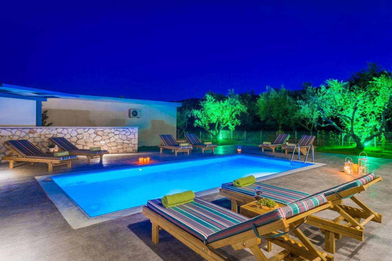 Natura Verde Villas Fiolitis Luaran gambar