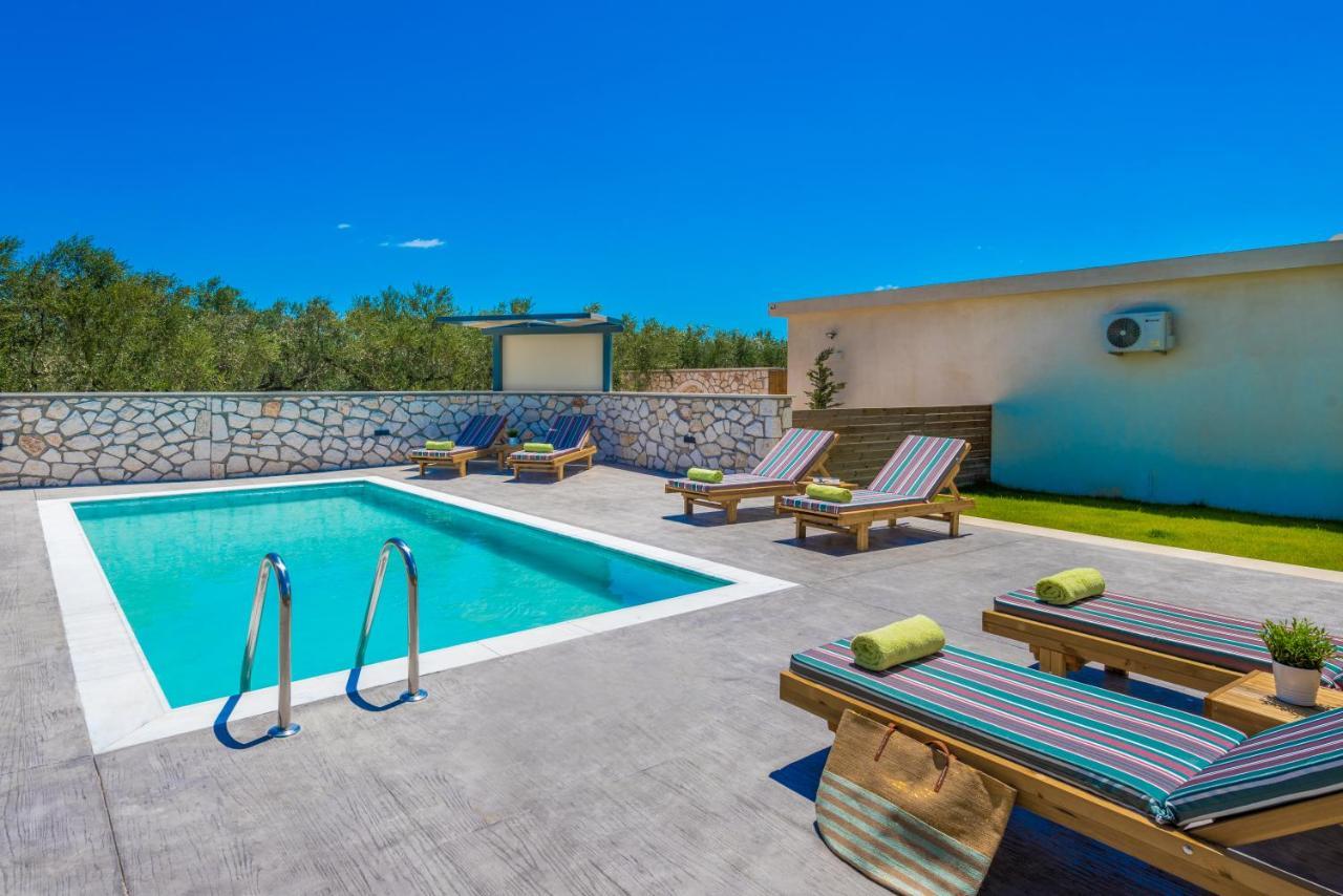 Natura Verde Villas Fiolitis Luaran gambar