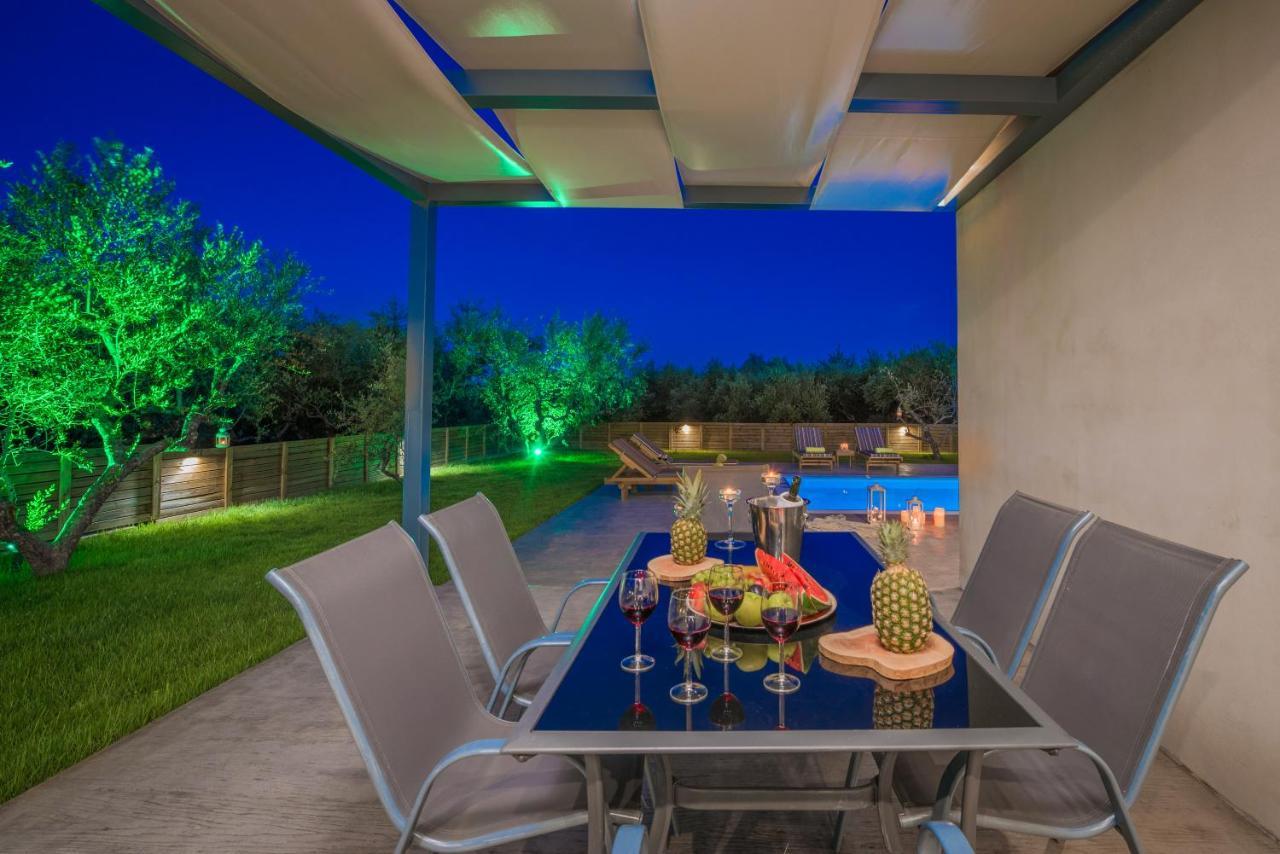 Natura Verde Villas Fiolitis Luaran gambar