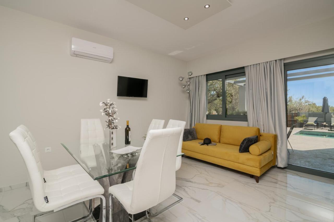 Natura Verde Villas Fiolitis Luaran gambar