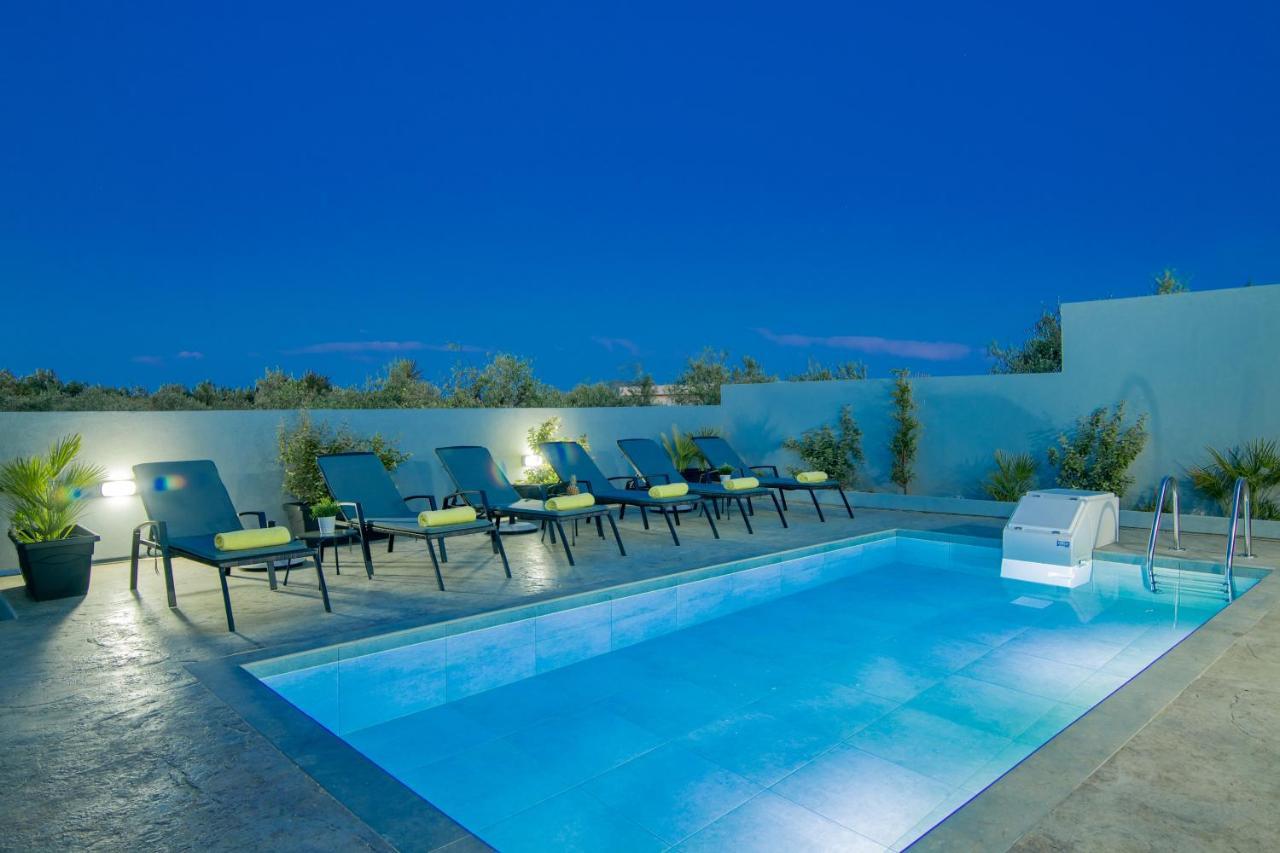 Natura Verde Villas Fiolitis Luaran gambar